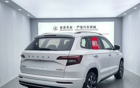 Skoda Karoq I, 2022 год, 2 100 000 рублей, 7 фотография