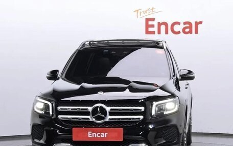 Mercedes-Benz GLB, 2022 год, 2 900 000 рублей, 2 фотография