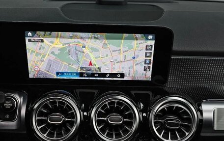 Mercedes-Benz GLB, 2022 год, 2 900 000 рублей, 7 фотография