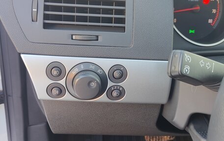 Opel Astra H, 2014 год, 1 045 000 рублей, 19 фотография