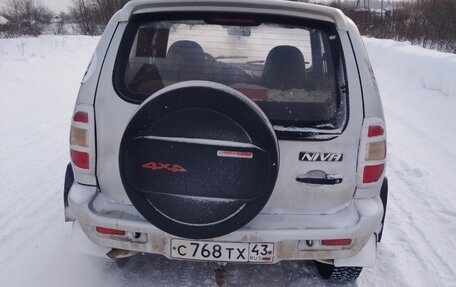 Chevrolet Niva I рестайлинг, 2004 год, 250 000 рублей, 3 фотография