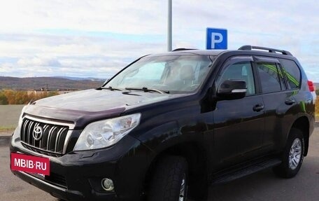 Toyota Land Cruiser Prado 150 рестайлинг 2, 2011 год, 2 650 000 рублей, 2 фотография