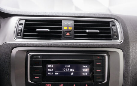 Volkswagen Jetta VI, 2017 год, 1 088 000 рублей, 18 фотография