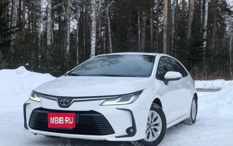 Toyota Corolla, 2021 год, 2 200 000 рублей, 2 фотография