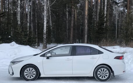 Toyota Corolla, 2021 год, 2 200 000 рублей, 12 фотография