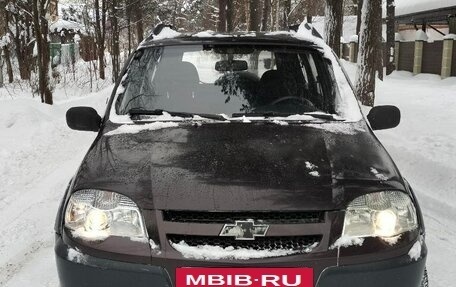 Chevrolet Niva I рестайлинг, 2010 год, 320 000 рублей, 6 фотография