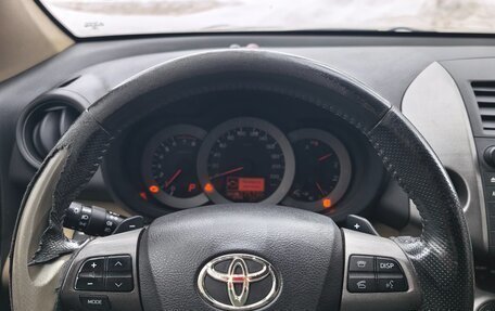 Toyota RAV4, 2011 год, 1 070 000 рублей, 13 фотография