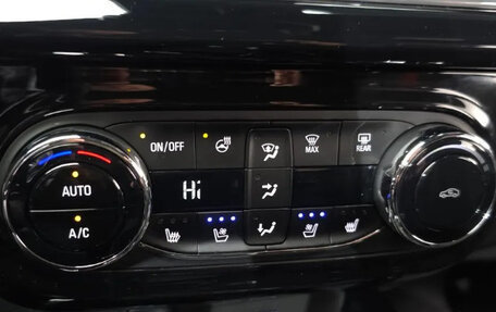 Chevrolet Trax, 2025 год, 1 705 000 рублей, 13 фотография