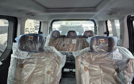 Hyundai Staria, 2025 год, 11 490 000 рублей, 14 фотография