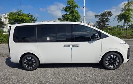 Hyundai Staria, 2025 год, 11 490 000 рублей, 4 фотография