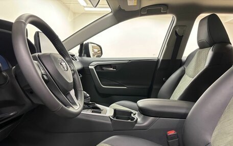 Toyota RAV4, 2025 год, 4 450 000 рублей, 11 фотография