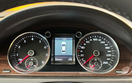 Volkswagen Passat B7, 2011 год, 899 000 рублей, 24 фотография