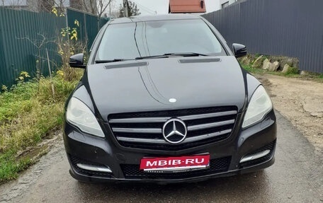 Mercedes-Benz R-Класс, 2011 год, 1 590 000 рублей, 1 фотография