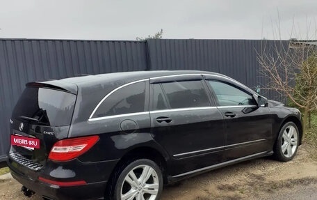 Mercedes-Benz R-Класс, 2011 год, 1 590 000 рублей, 3 фотография