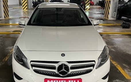 Mercedes-Benz A-Класс, 2014 год, 1 800 000 рублей, 4 фотография