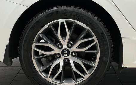 KIA K5, 2020 год, 1 900 000 рублей, 23 фотография