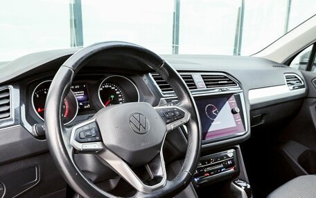 Volkswagen Tiguan II, 2021 год, 3 050 000 рублей, 9 фотография
