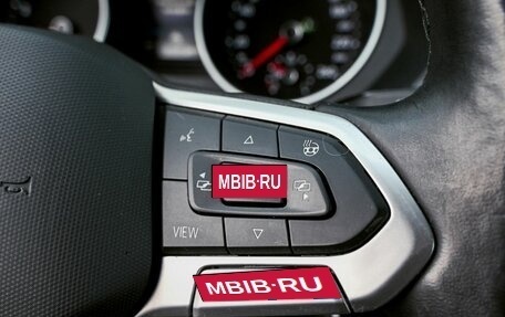 Volkswagen Tiguan II, 2021 год, 3 050 000 рублей, 13 фотография