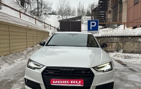 Audi A4, 2017 год, 2 200 000 рублей, 1 фотография