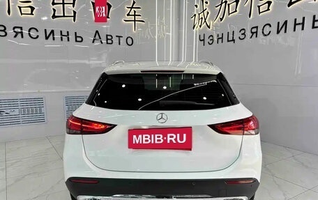 Mercedes-Benz GLA, 2022 год, 2 200 020 рублей, 2 фотография