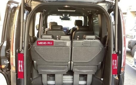 Honda Stepwgn, 2024 год, 2 790 020 рублей, 4 фотография