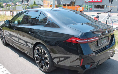 BMW 5 серия, 2025 год, 6 065 311 рублей, 14 фотография