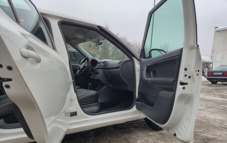 Skoda Fabia II, 2011 год, 590 000 рублей, 11 фотография