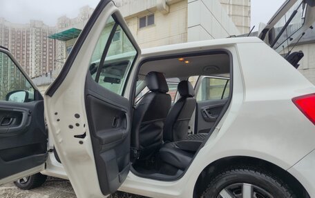 Skoda Fabia II, 2011 год, 590 000 рублей, 14 фотография