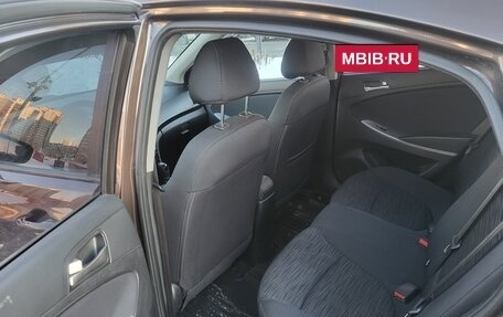 Hyundai Solaris II рестайлинг, 2014 год, 750 000 рублей, 10 фотография