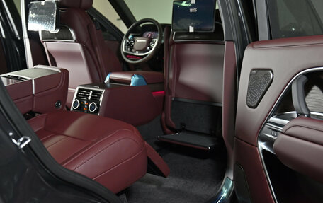 Land Rover Range Rover IV рестайлинг, 2025 год, 26 950 000 рублей, 20 фотография