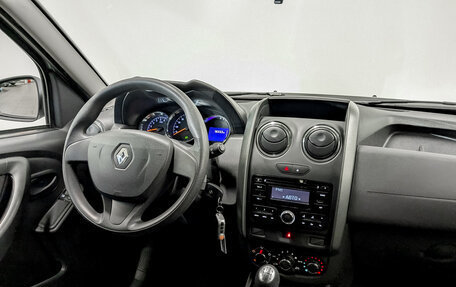 Renault Duster I рестайлинг, 2017 год, 1 440 000 рублей, 24 фотография