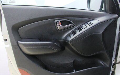 Hyundai ix35 I рестайлинг, 2013 год, 1 278 000 рублей, 24 фотография