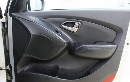 Hyundai ix35 I рестайлинг, 2013 год, 1 278 000 рублей, 32 фотография