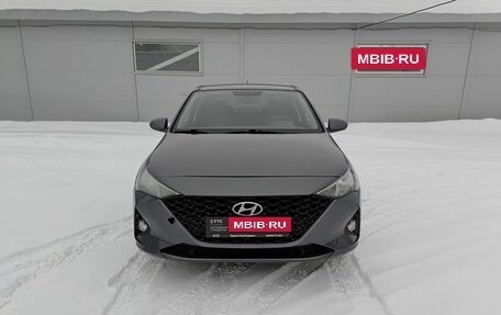 Hyundai Accent IV, 2022 год, 1 495 000 рублей, 2 фотография