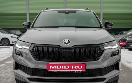 Skoda Karoq I, 2023 год, 2 400 000 рублей, 2 фотография