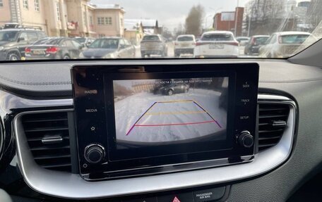 KIA cee'd III, 2021 год, 2 000 000 рублей, 15 фотография