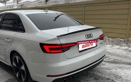 Audi A4, 2017 год, 2 200 000 рублей, 5 фотография