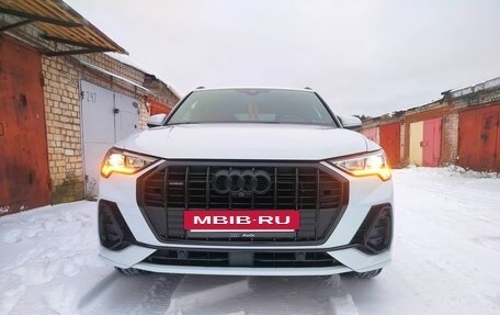 Audi Q3, 2021 год, 3 000 000 рублей, 16 фотография