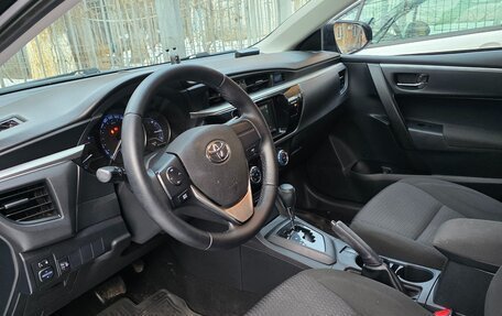 Toyota Corolla, 2015 год, 1 580 000 рублей, 10 фотография