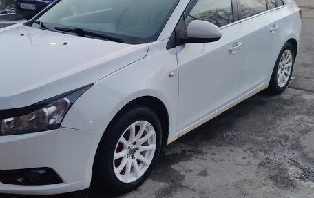 Chevrolet Cruze II, 2011 год, 610 000 рублей, 6 фотография