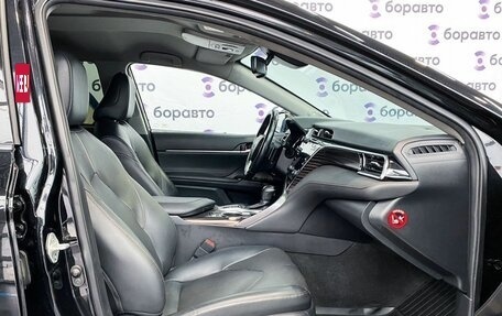 Toyota Camry, 2019 год, 3 070 000 рублей, 14 фотография