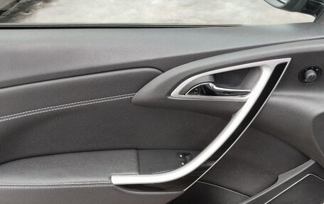 Opel Astra J, 2013 год, 870 000 рублей, 11 фотография