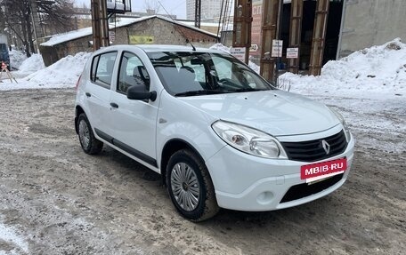 Renault Sandero I, 2011 год, 670 000 рублей, 3 фотография