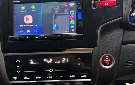 Honda Fit III, 2013 год, 1 000 000 рублей, 10 фотография