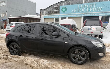 Opel Astra J, 2012 год, 710 000 рублей, 3 фотография