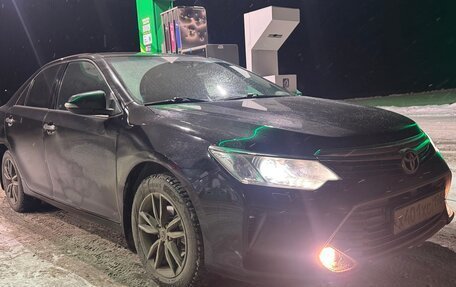 Toyota Camry, 2016 год, 2 380 000 рублей, 2 фотография