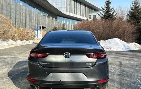 Mazda 3, 2022 год, 1 900 000 рублей, 7 фотография