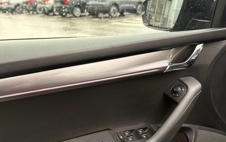 Skoda Octavia, 2018 год, 1 999 900 рублей, 15 фотография