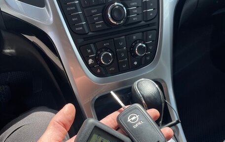 Opel Astra J, 2013 год, 680 000 рублей, 23 фотография