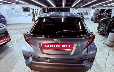 Toyota C-HR I рестайлинг, 2021 год, 2 500 000 рублей, 5 фотография